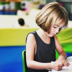Zajęcia z native speakerem: Czy warto? Jak wybrać i nie przepłacić?
