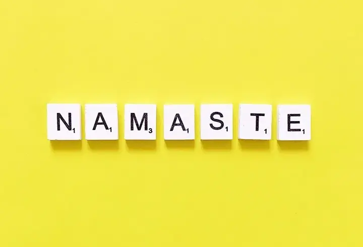 Namaste: Więcej niż pozdrowienie? Poznaj jego prawdziwe znaczenie
